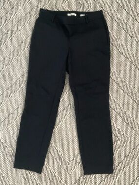 Babaton Aritzia Black pull on flat front Straight-Leg Dress Pants size 6